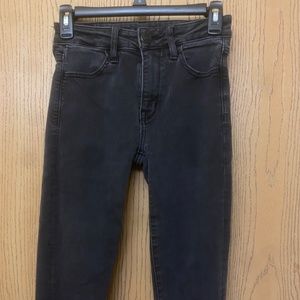 American Eagle Black Hi-Rise Jeggings